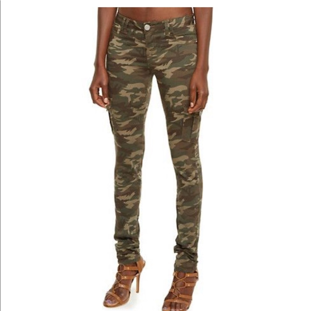 Almost famous camo skinny jeans